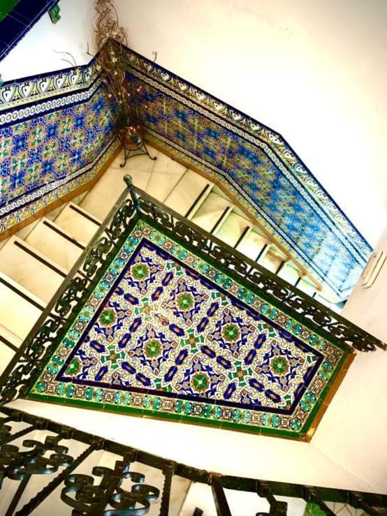 Hostal Lis Sevilla Bagian luar foto